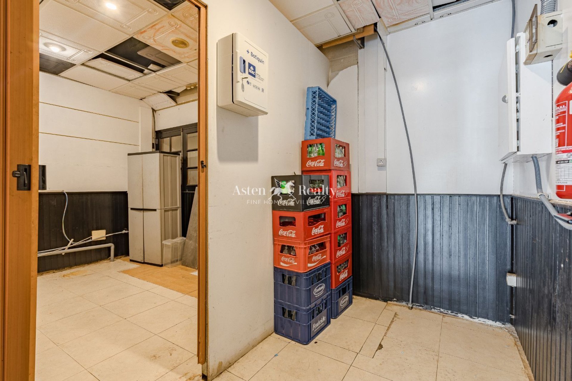 Alquiler a largo plazo - Comercial - Playa De Los Cristianos