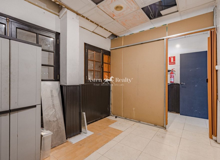 Alquiler a largo plazo - Comercial - Playa De Los Cristianos