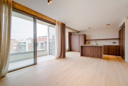 Апартаменти - Перепродаж - Madrid - RV7345GT