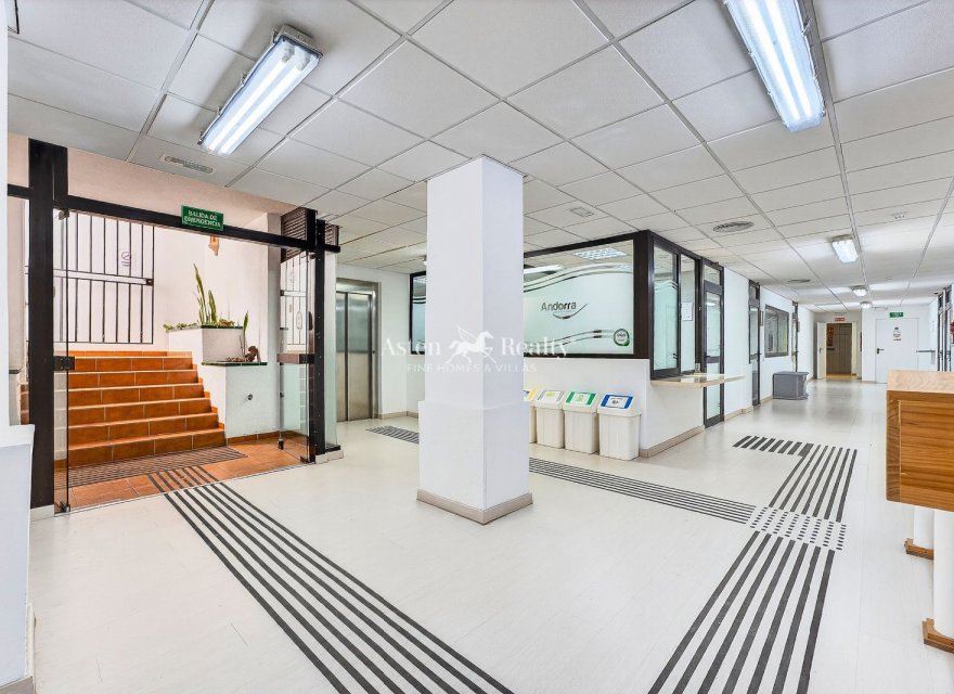 Довгострокова оренда - Komercyjna - 