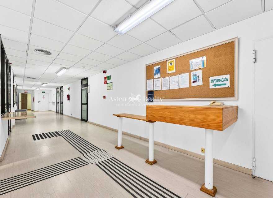 Довгострокова оренда - Komercyjna - 