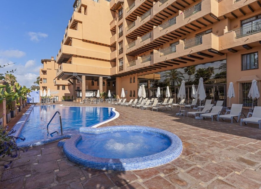 Краткосрочная аренда - Квартира - El Paraiso - Costa del Sol