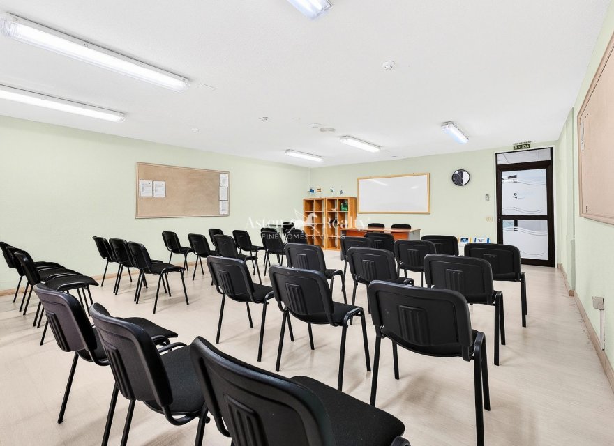 Long Term Rental - Commercial - Playa de Las Américas