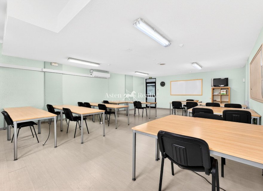 Long Term Rental - Commercial - Playa de Las Américas