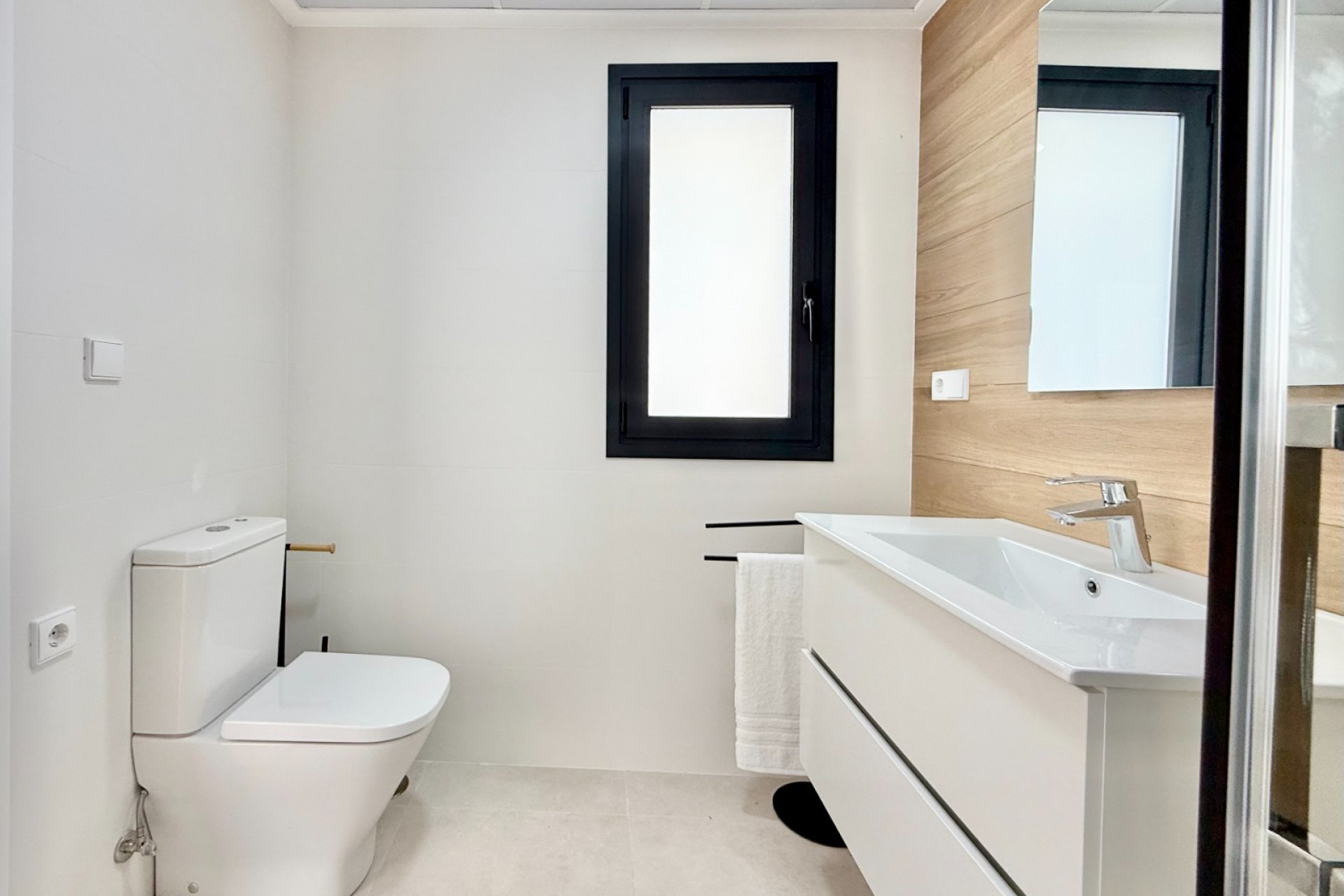 New Build - Apartment - Cox