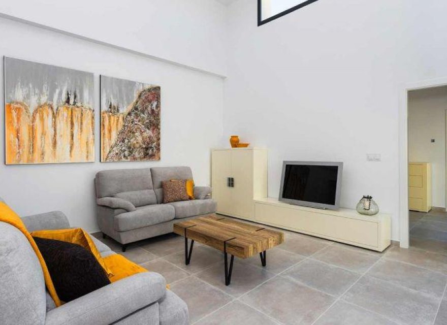 New Build - Duplex - Daya Nueva - Centro