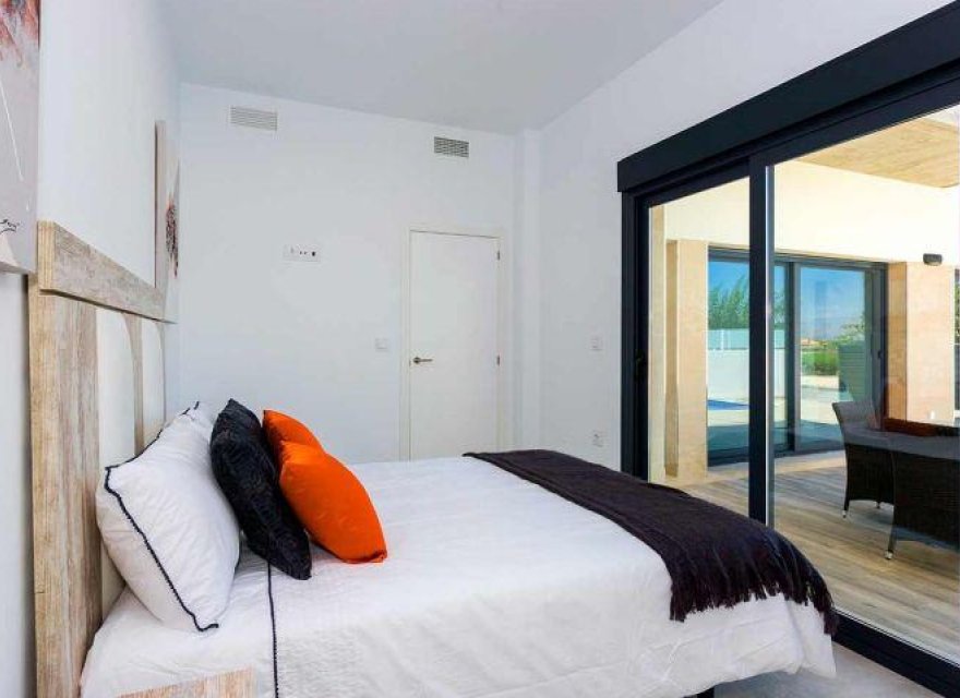 New Build - Duplex - Daya Nueva - Centro