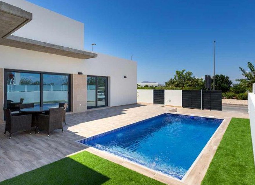 New Build - Duplex - Daya Nueva - Centro