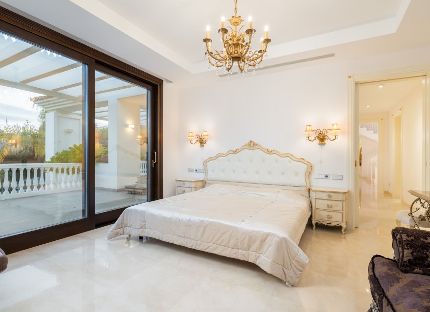 New Build - Villa - Еstepona - Estepona