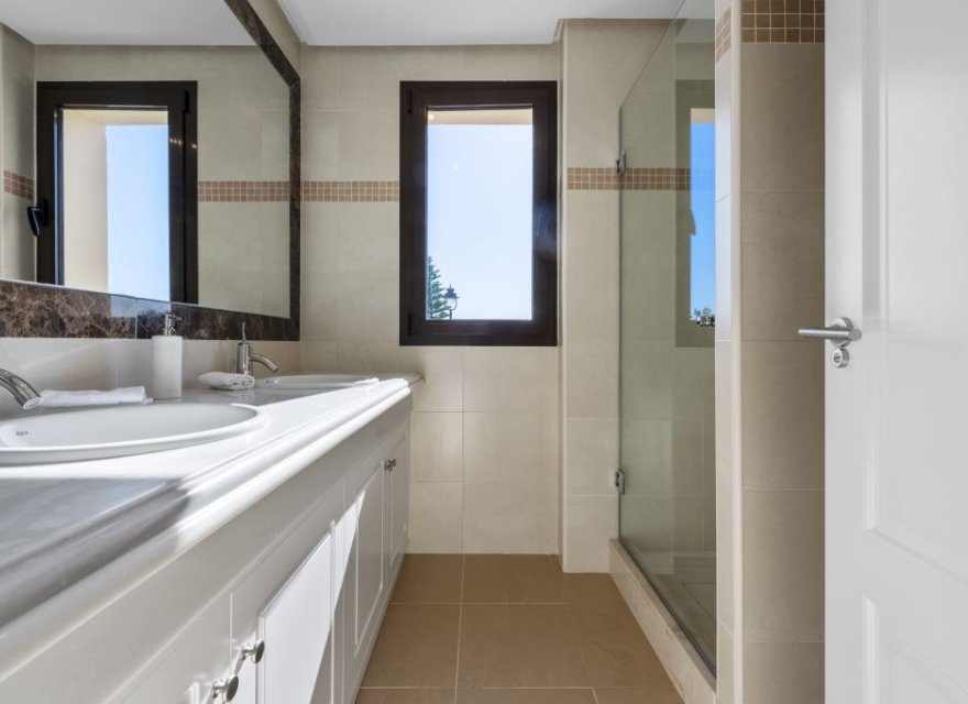 New Build - Villa - Еstepona - La Gaspara