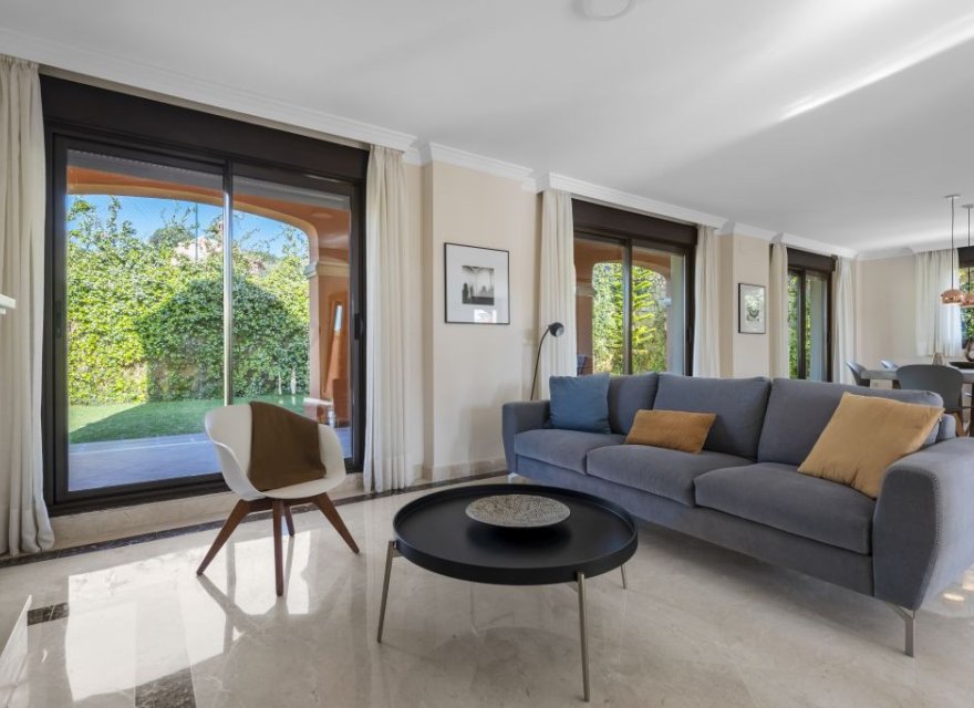 New Build - Villa - Еstepona - La Gaspara