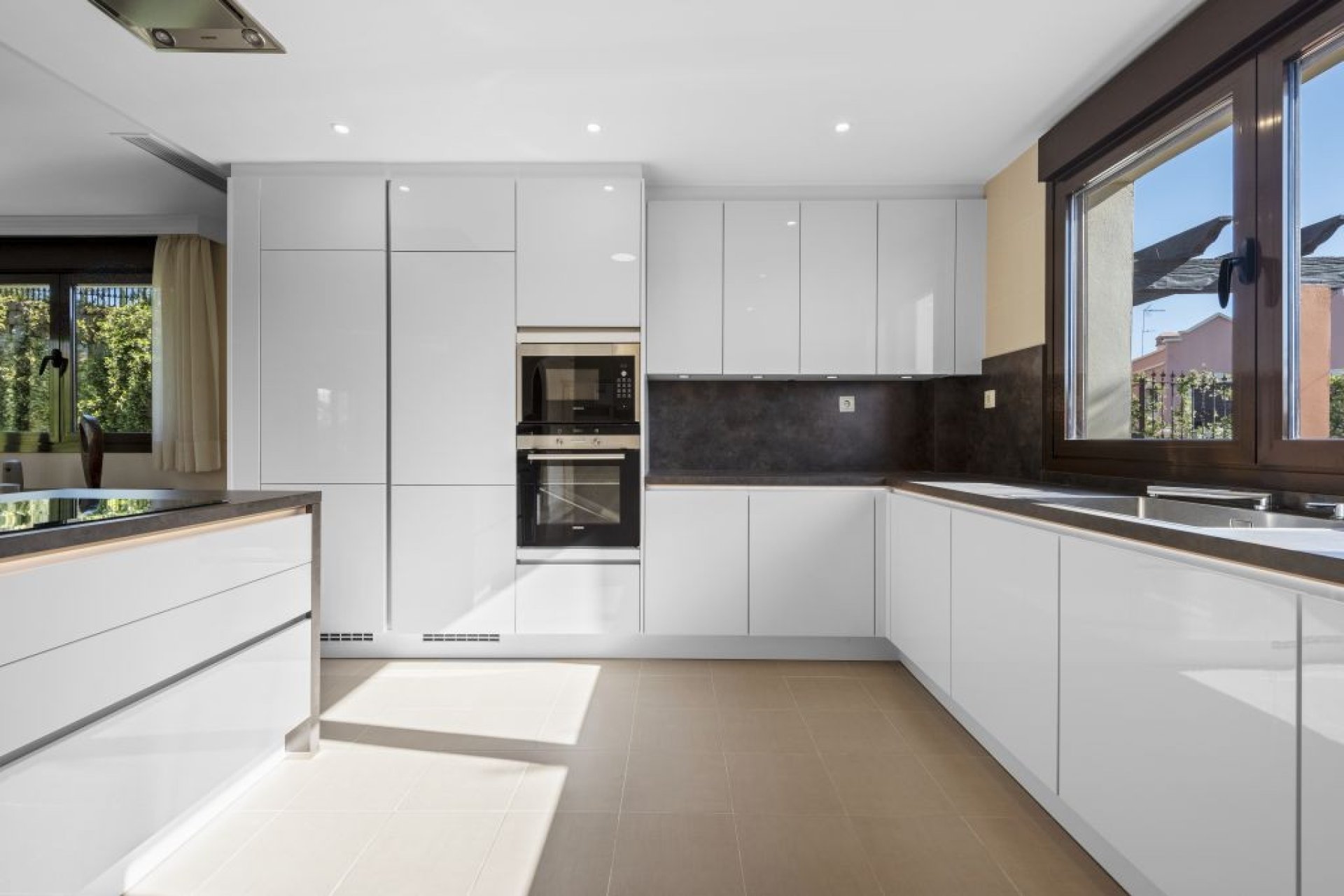 New Build - Villa - Еstepona - La Gaspara