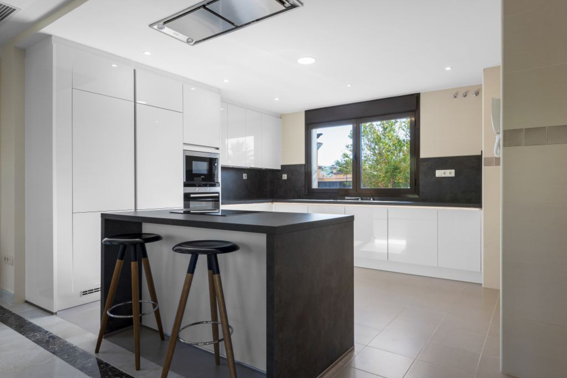 New Build - Villa - Еstepona - La Gaspara