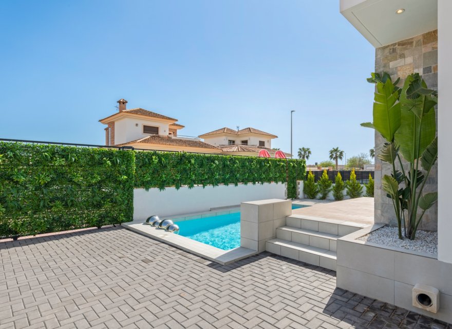 New Build - Villa - Los Alcazares