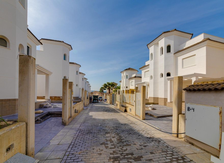 New Build - Villa - San Fulgencio - El Oasis