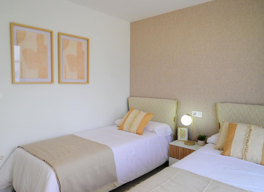 Новобудова - Вілла - Dolores - polideportivo