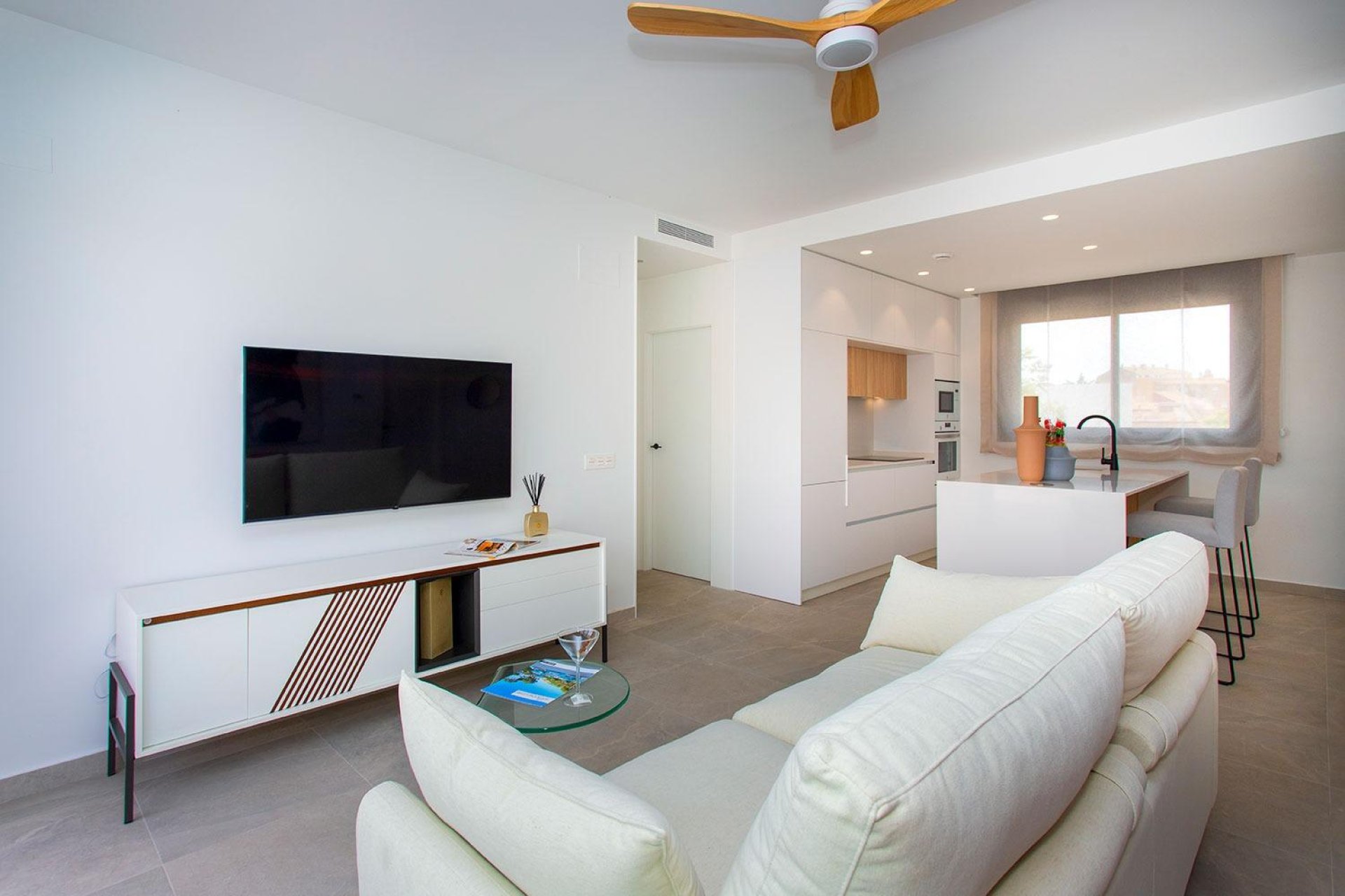 Новобудова - Вілла - Sucina