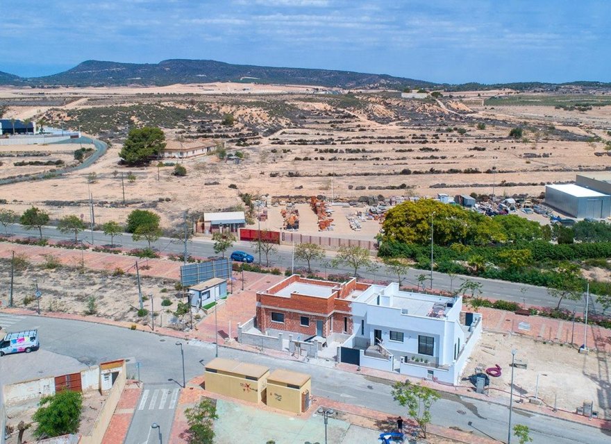 Новобудова - Вілла - Sucina