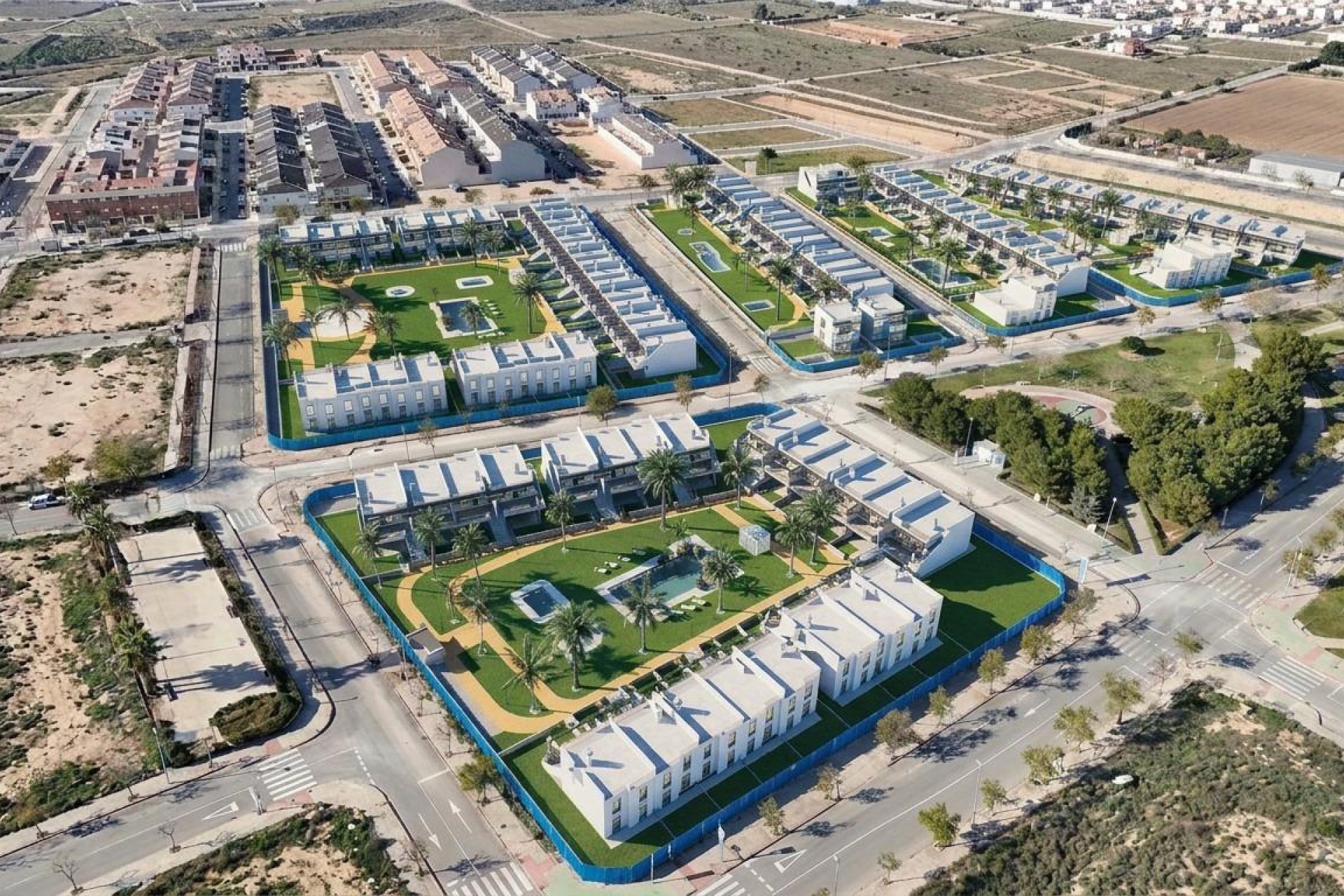 Новострой - Бунгало - Pilar de la Horadada - pueblo