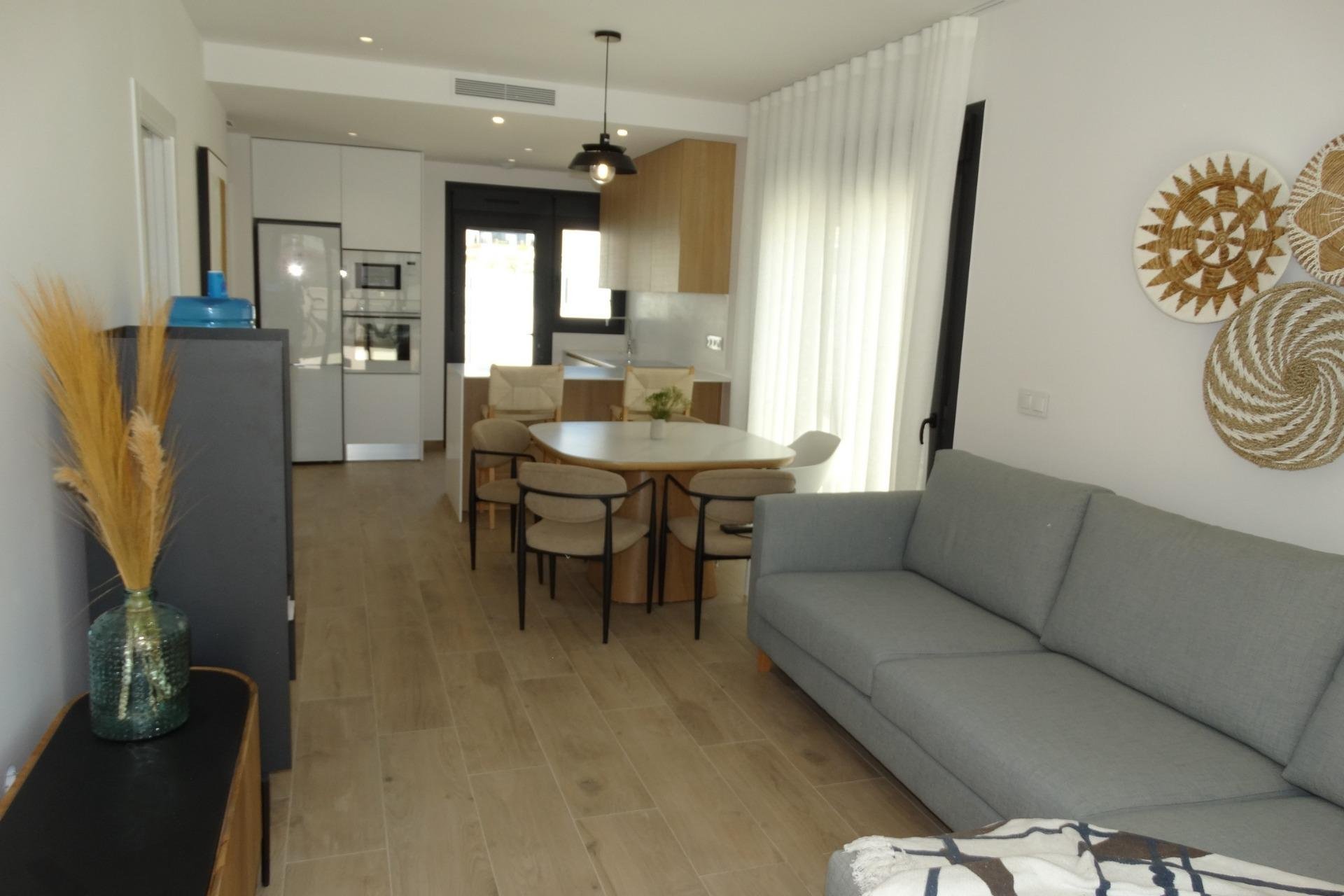Новострой - Бунгало - Pilar de la Horadada - pueblo