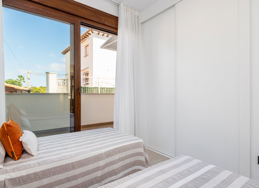 Новострой - Бунгало - Torrevieja