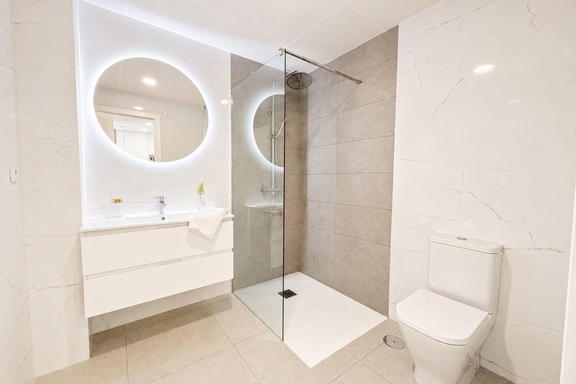 Новострой - Дуплекс - Baños y Mendigo - Altaona Golf