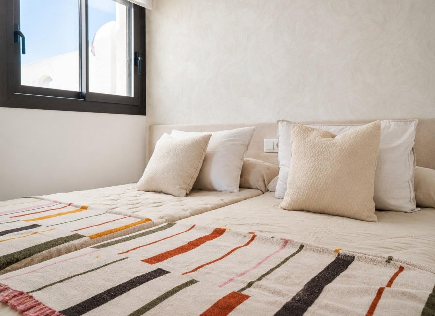 Новострой - Дуплекс - Dolores - Sector 2