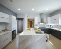 Новострой - Вилла - Avileses - Jerónimo y Avileses