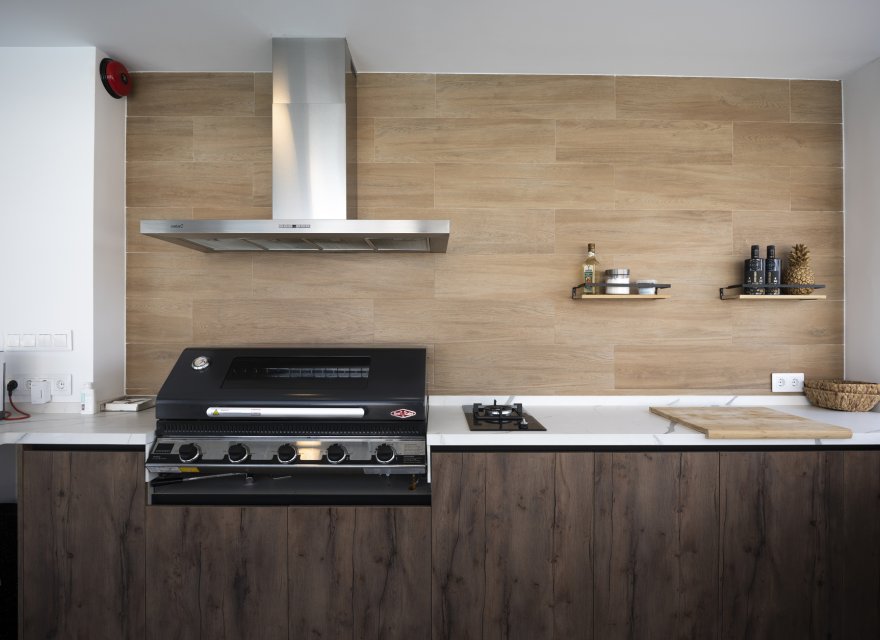 Новострой - Вилла - Avileses - Jerónimo y Avileses