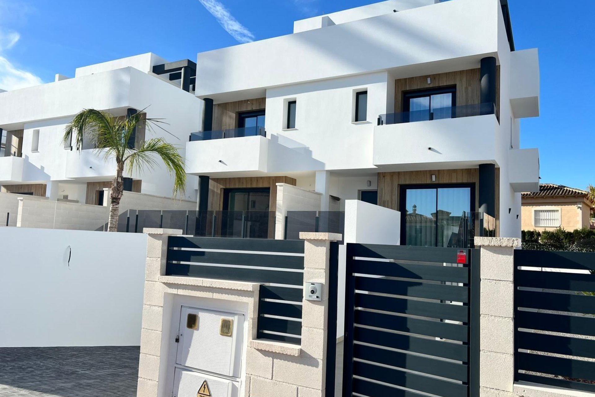 Новострой - Вилла - Benferri - Benfis Park