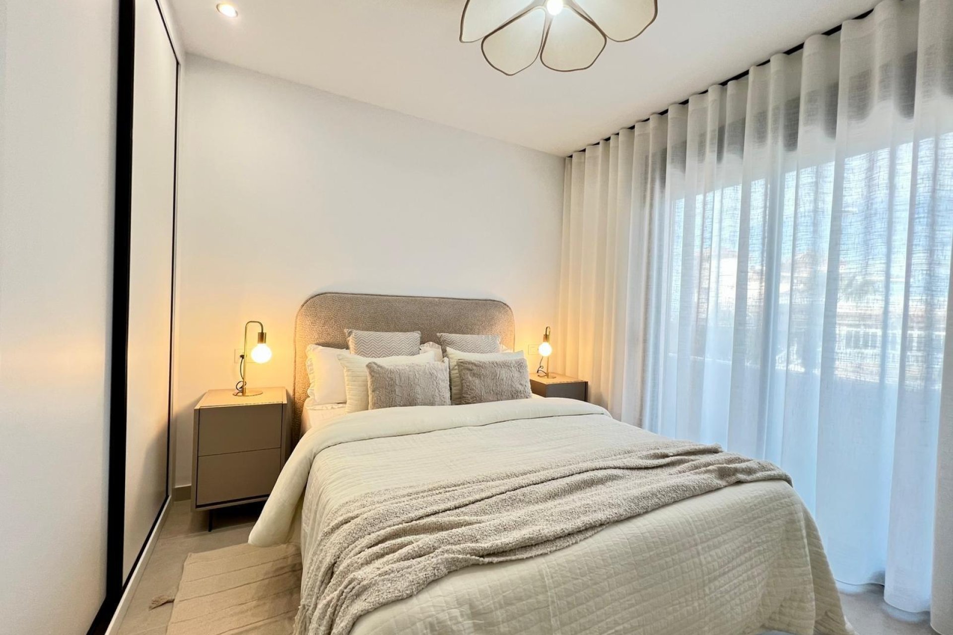 Новострой - Вилла - Benferri - Benfis Park