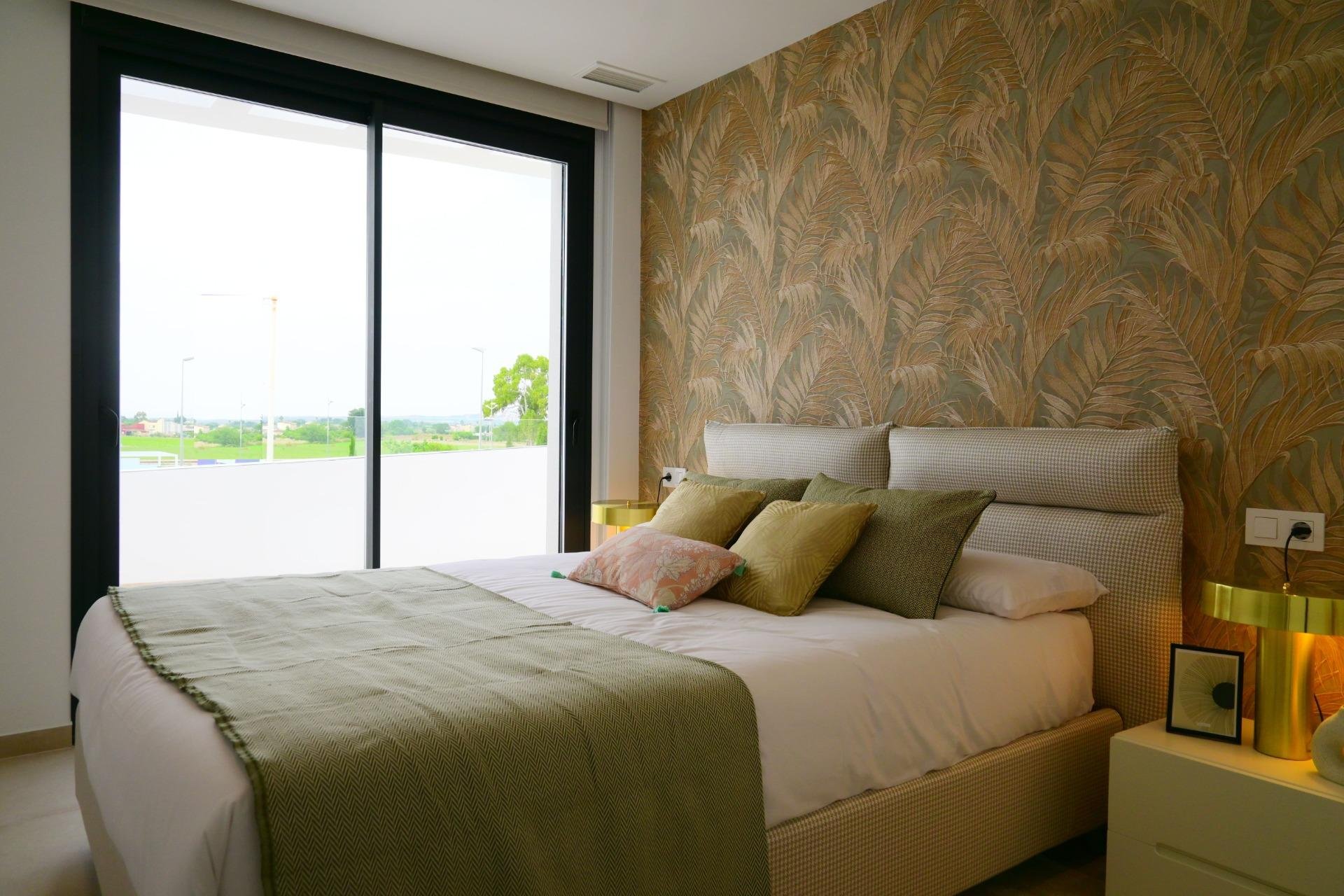 Новострой - Вилла - Dolores - polideportivo