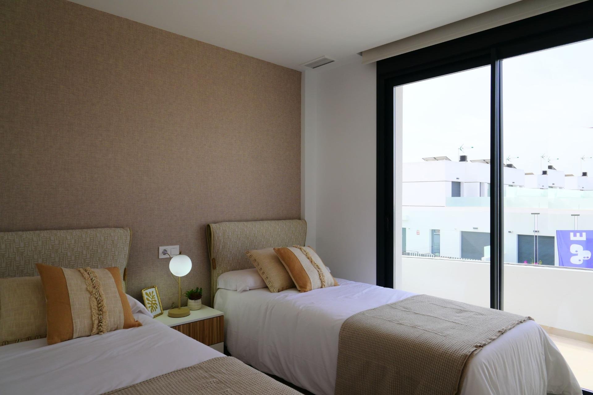 Новострой - Вилла - Dolores - polideportivo