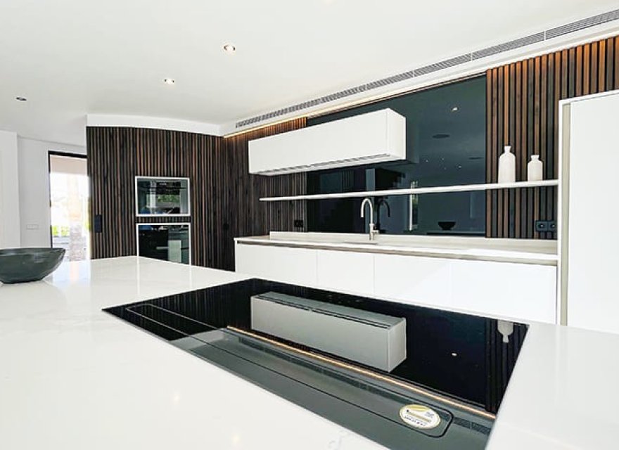 Новострой - Вилла - El Toro