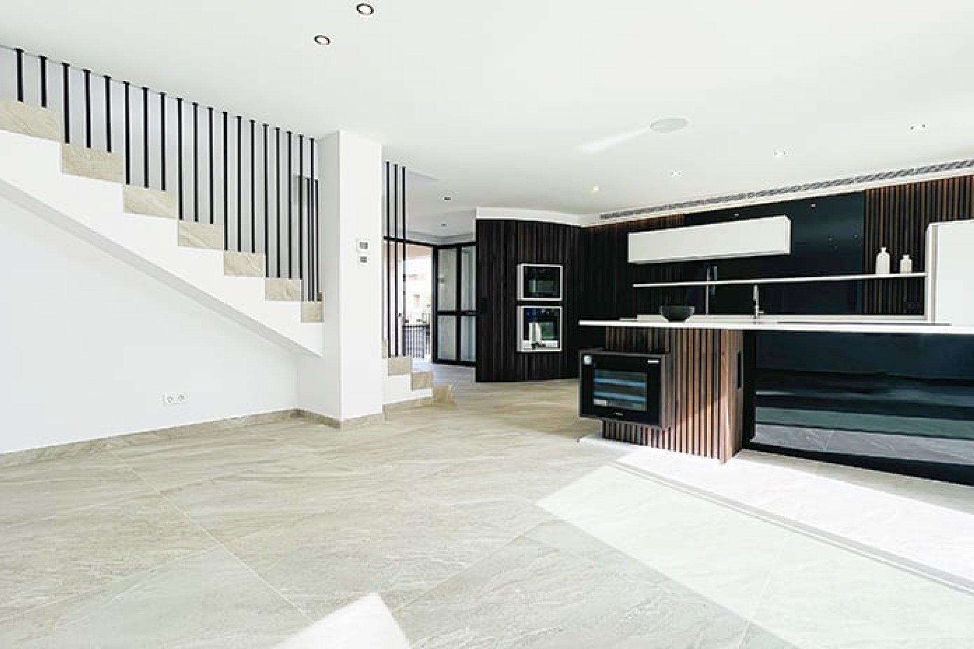 Новострой - Вилла - El Toro