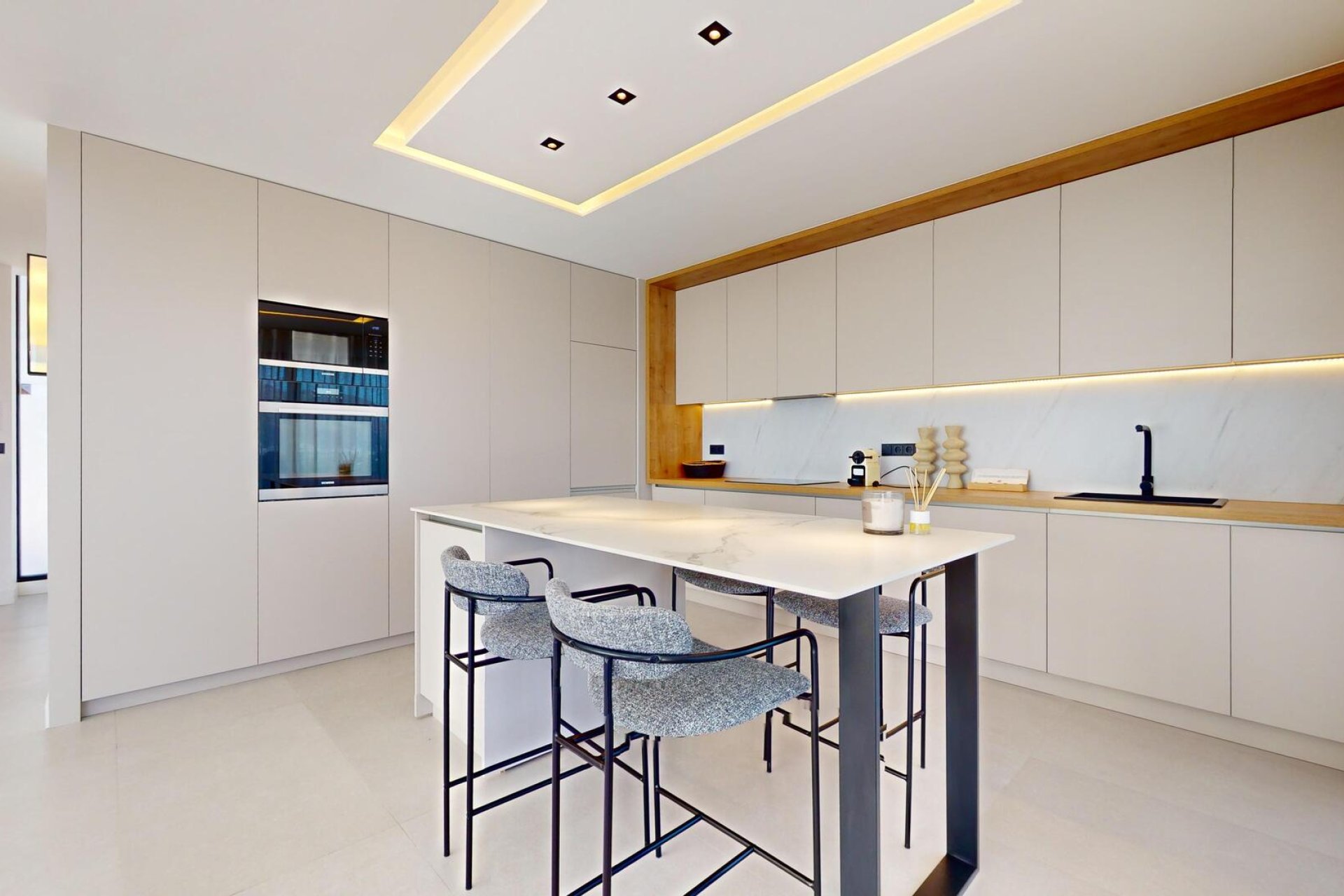 Новострой - Вилла - Polop