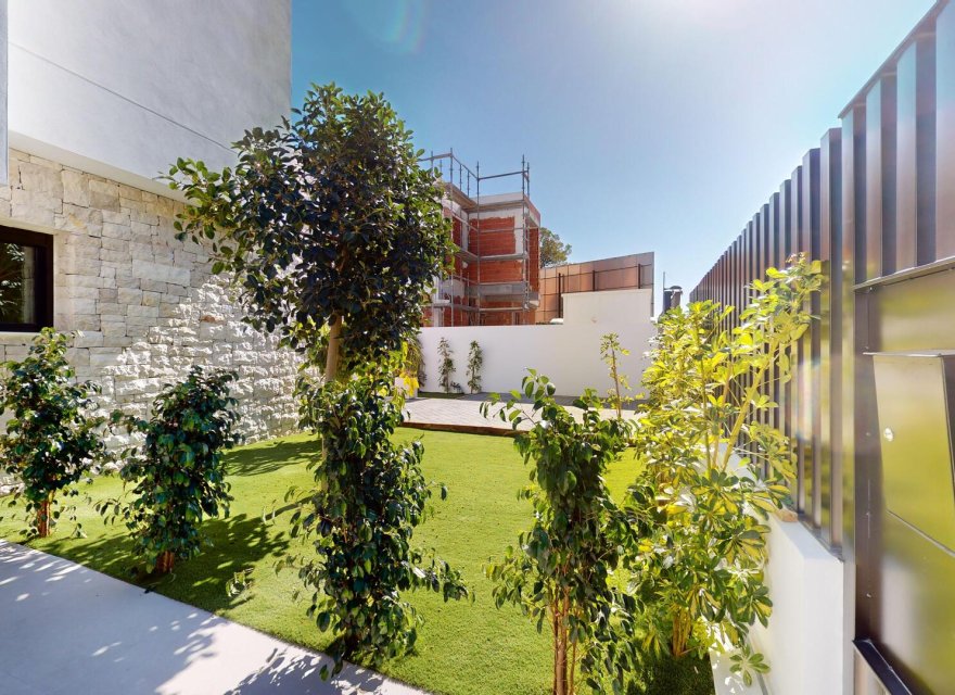 Новострой - Вилла - Polop