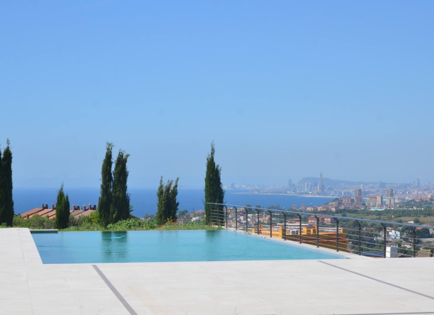 Новострой - Вилла - Тейа