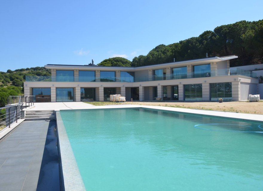 Новострой - Вилла - Тейа