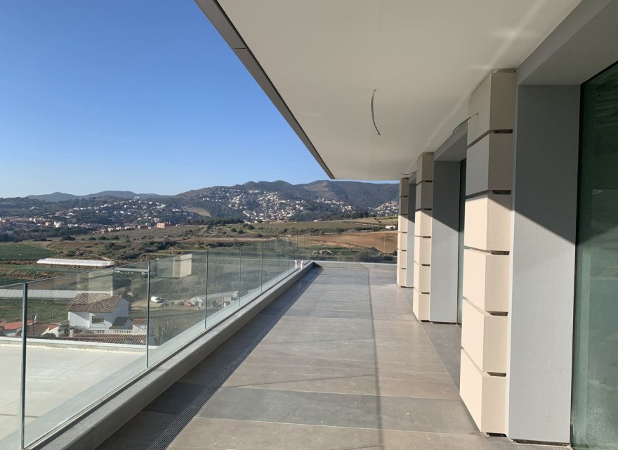 Новострой - Вилла - Тейа