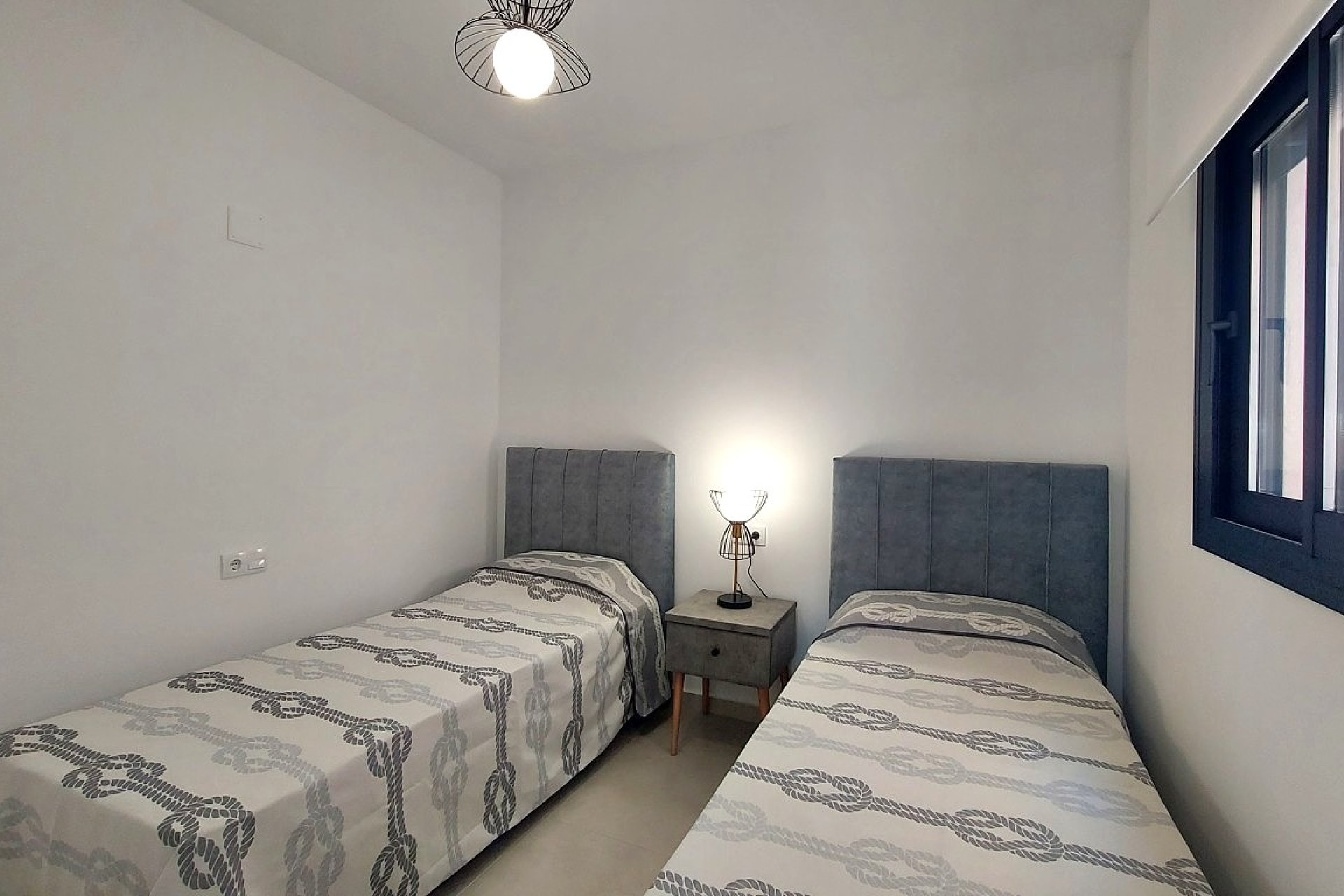 Nowa konstrukcja - Apartament - San Miguel de Salinas