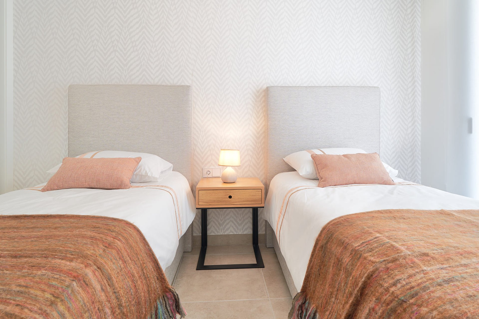 Nowa konstrukcja - Bungalow - Еstepona - Estepona