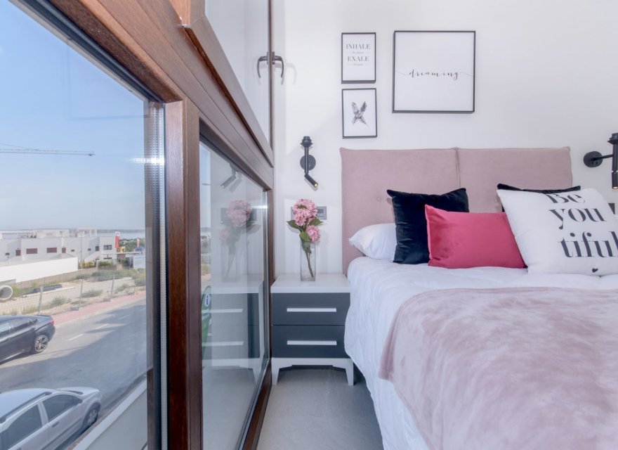 Nowa konstrukcja - Bungalow - Torrevieja - Los Balcones