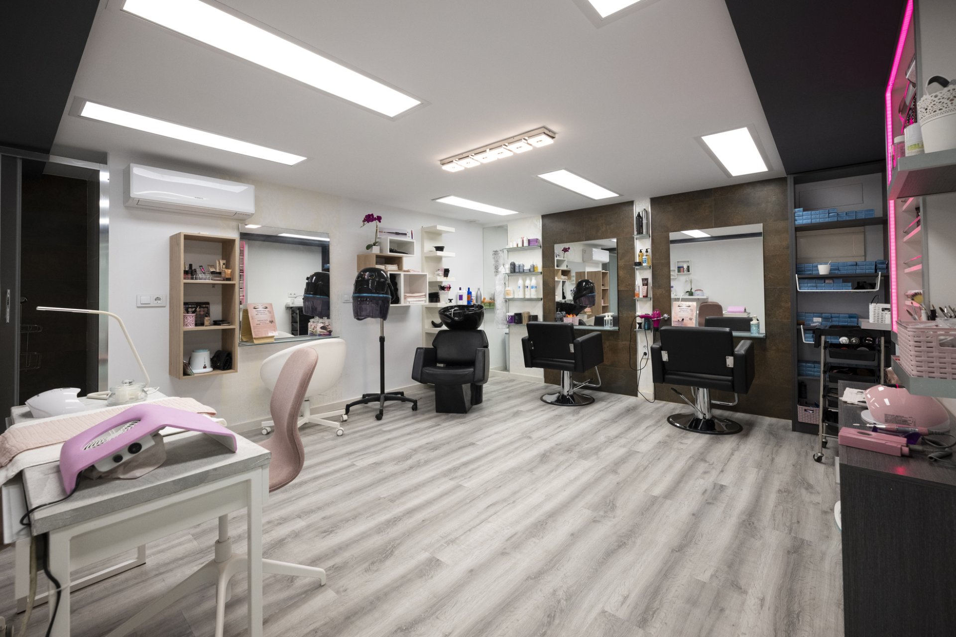 Nowa konstrukcja - Willa - Avileses - Jerónimo y Avileses