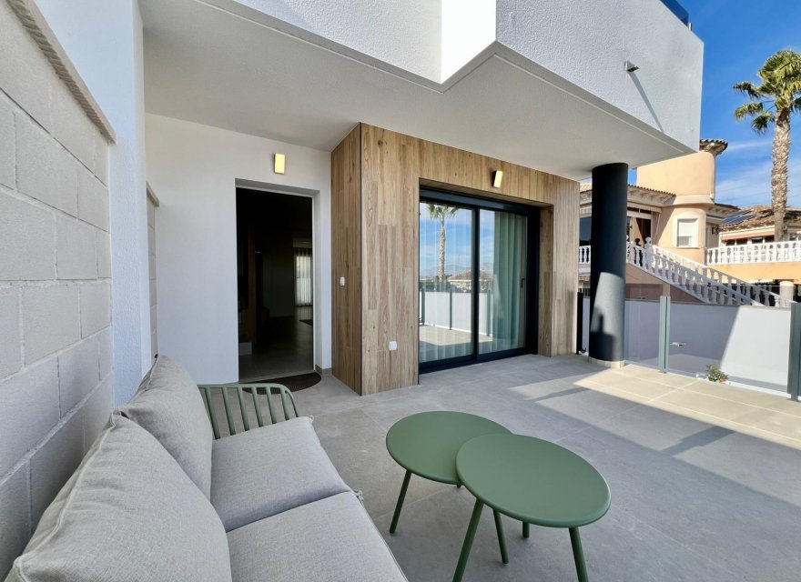 Nowa konstrukcja - Willa - Benferri - Benfis Park