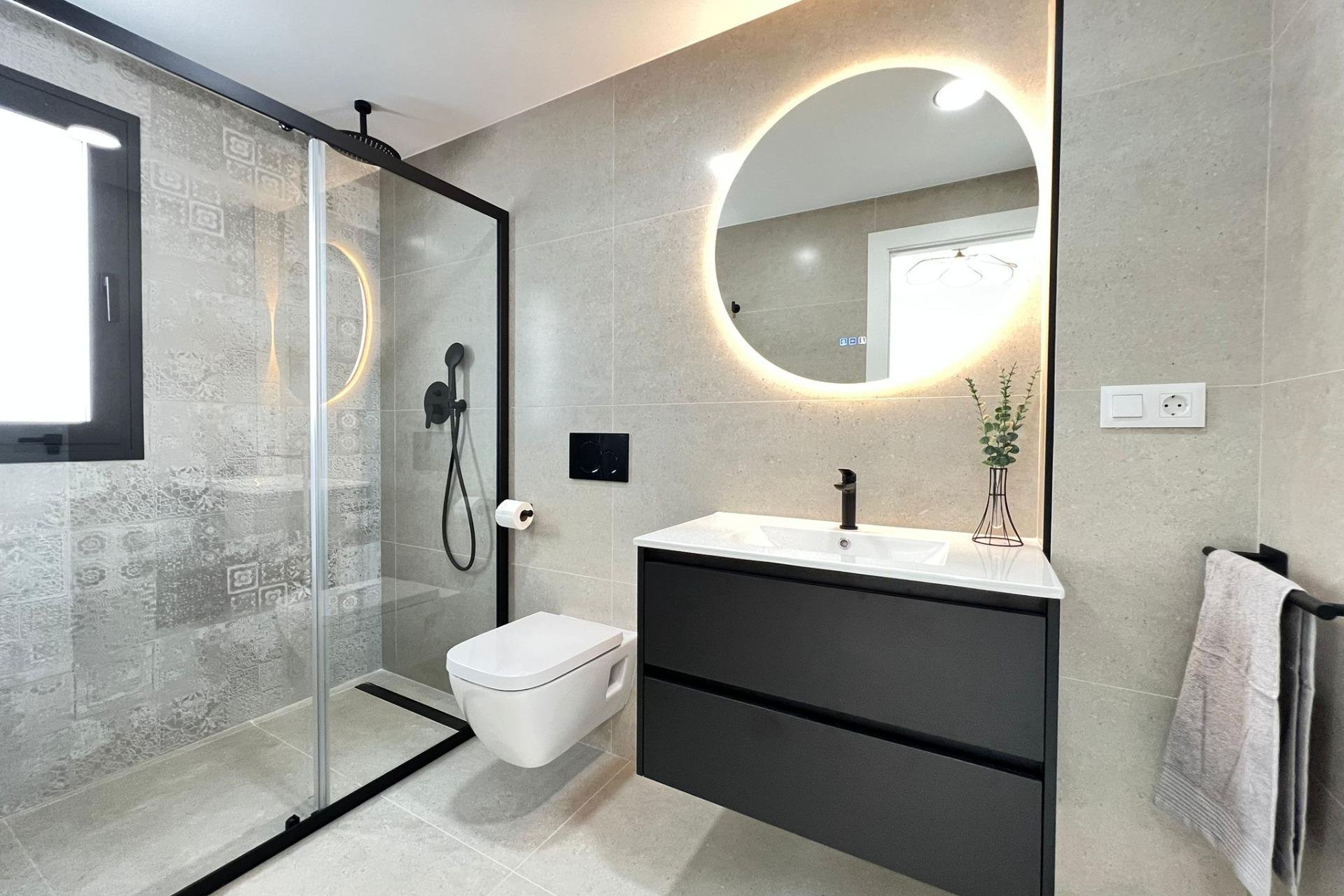 Nowa konstrukcja - Willa - Benferri - Benfis Park