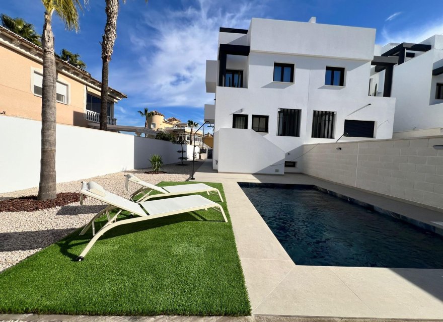 Nowa konstrukcja - Willa - Benferri - Benfis Park