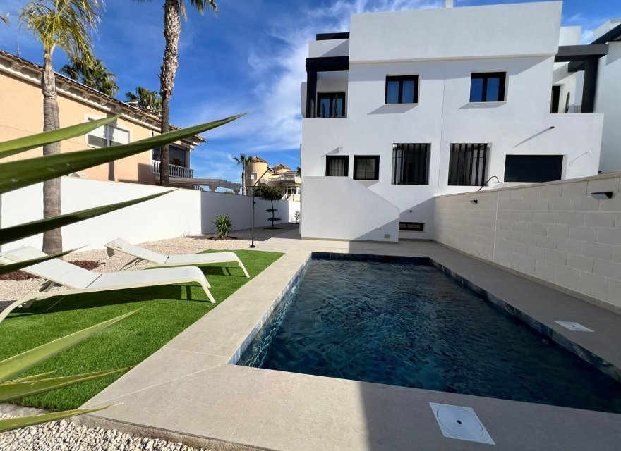 Nowa konstrukcja - Willa - Benferri - Benfis Park