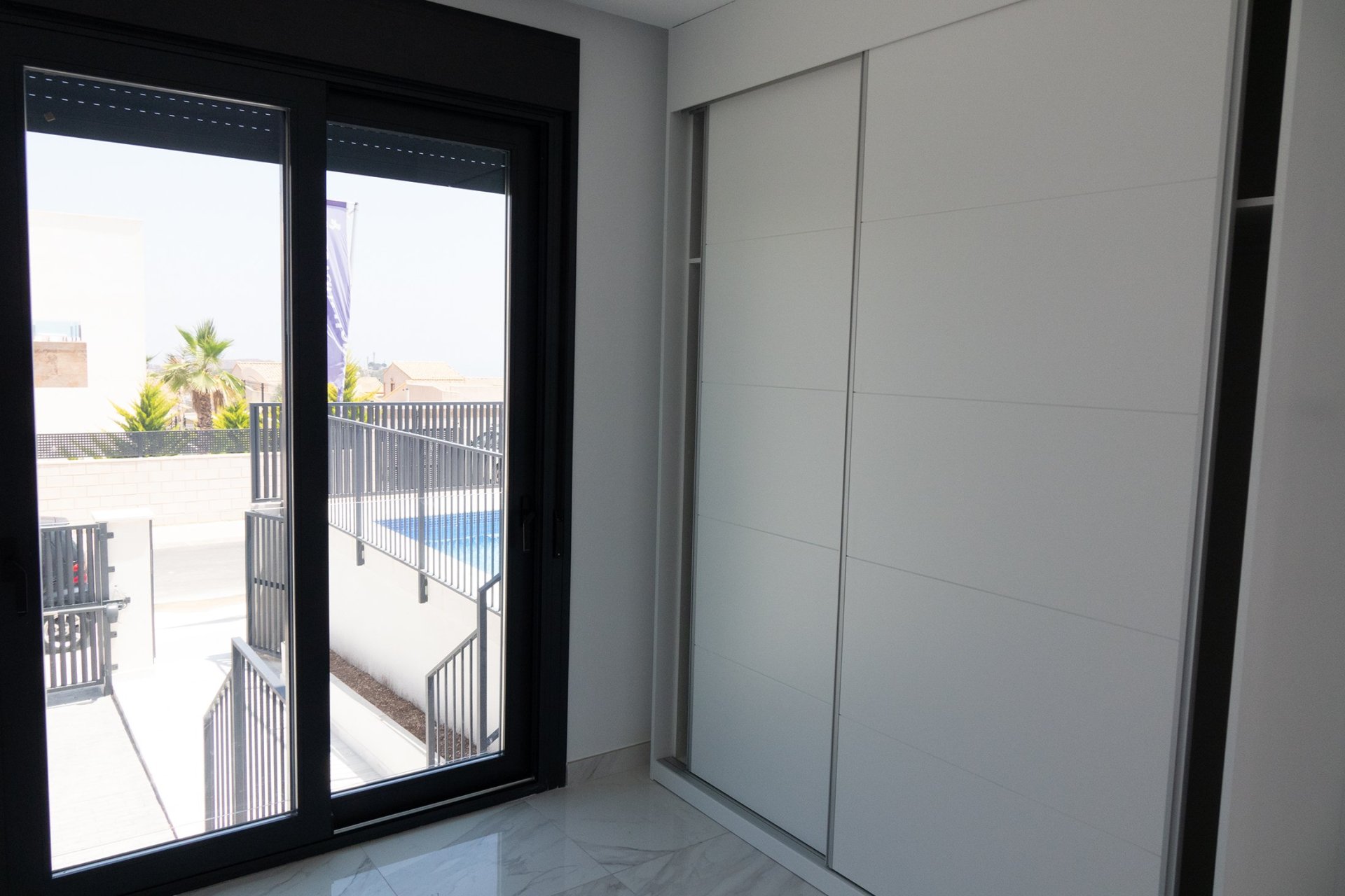 Nowa konstrukcja - Willa - Polop