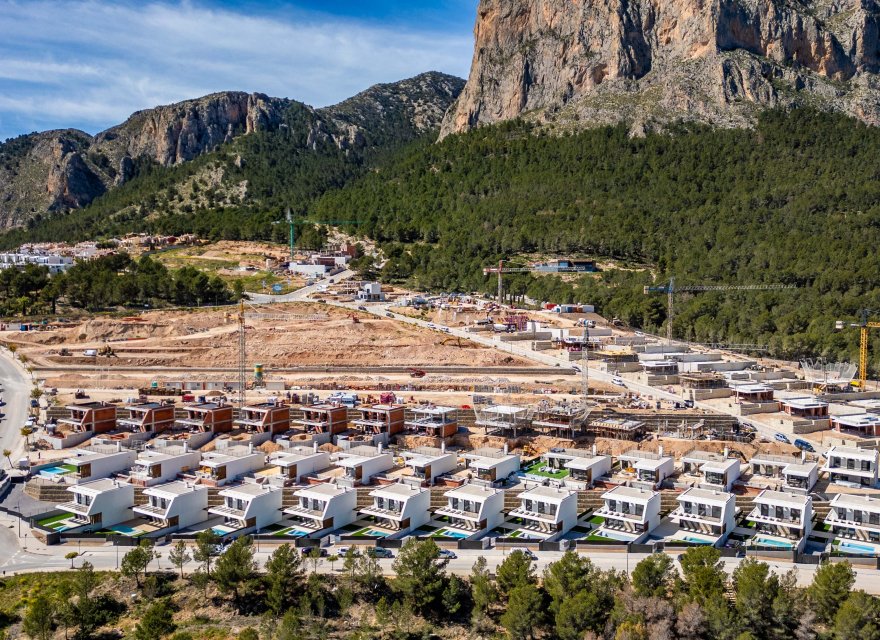 Nowa konstrukcja - Willa - Polop